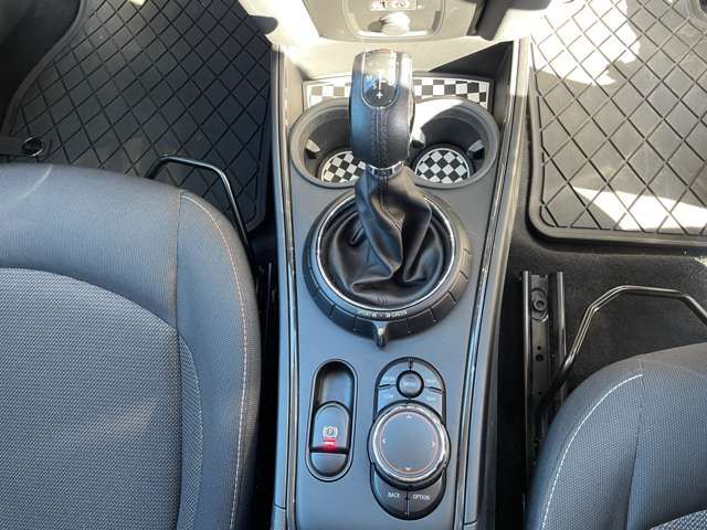 BMW MINI COOPER D CROSSOVER