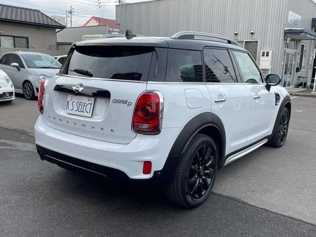BMW MINI COOPER D CROSSOVER