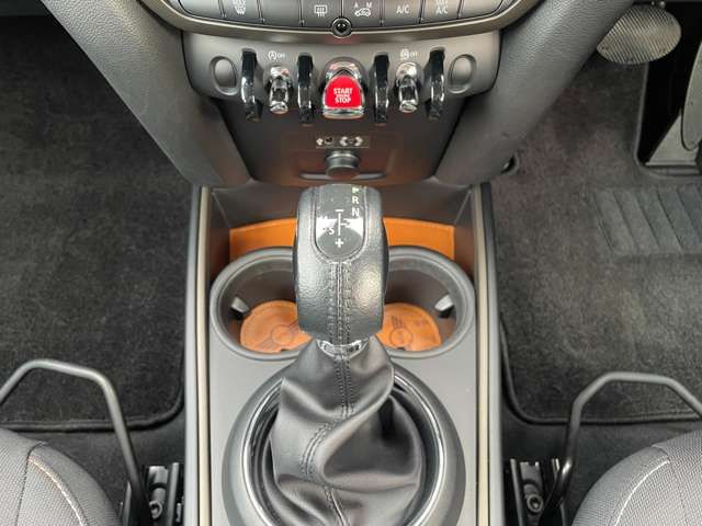 BMW MINI COOPER D CROSSOVER