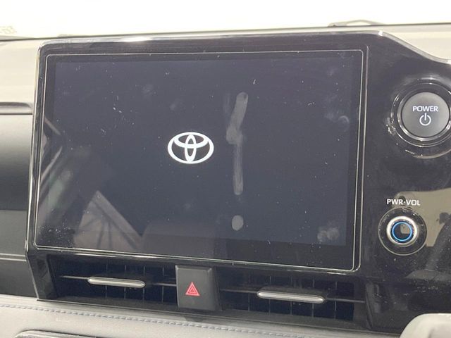 VOXY HYBRID 4WD