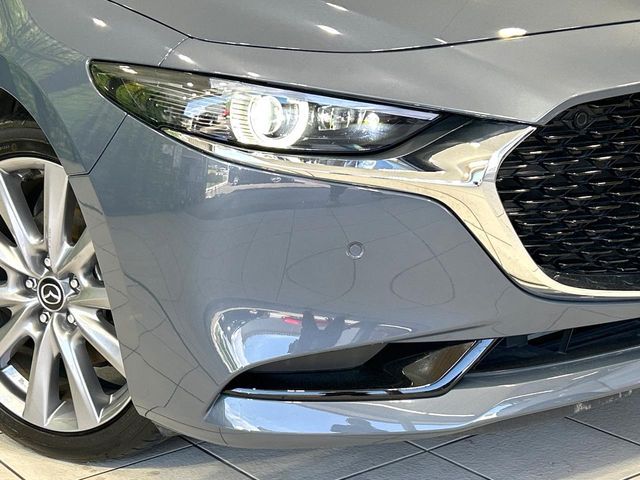 MAZDA3 SEDAN