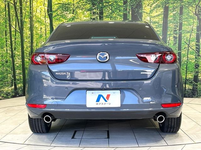 MAZDA3 SEDAN
