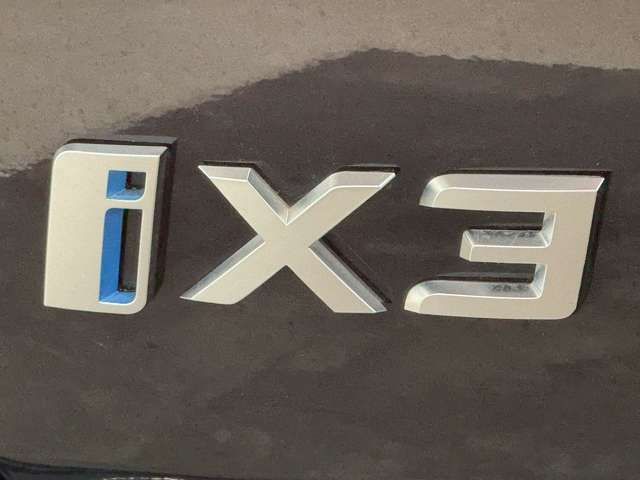 BMW iX3