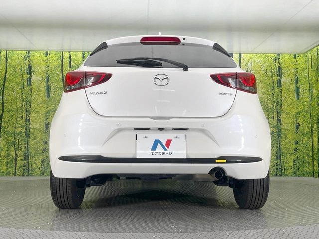 MAZDA2