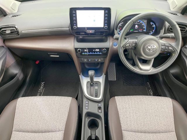 YARIS CROSS HYBRID