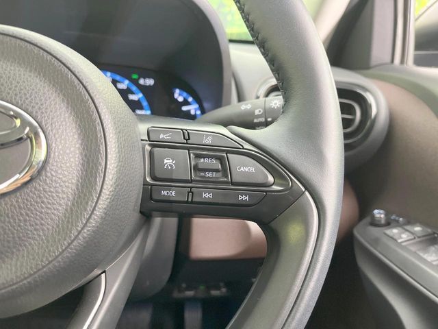 YARIS CROSS HYBRID