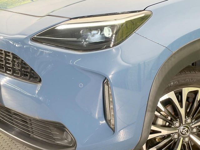 YARIS CROSS HYBRID