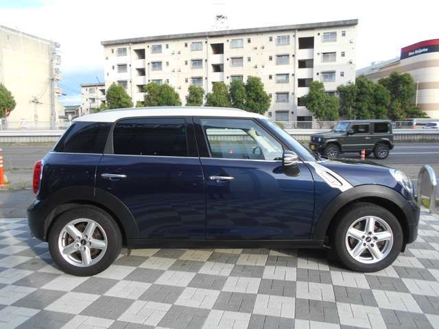 BMW MINI COOPER CROSSOVER