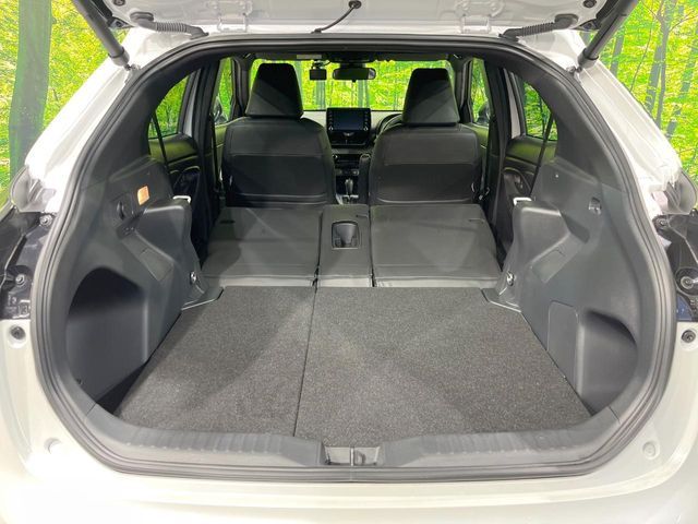 YARIS CROSS HYBRID