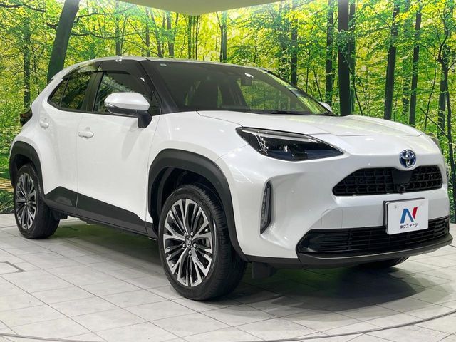 YARIS CROSS HYBRID