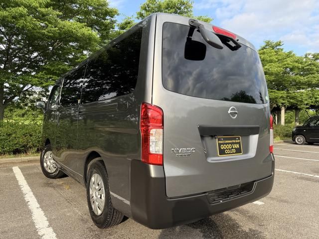 NV350 CARAVAN 4WD