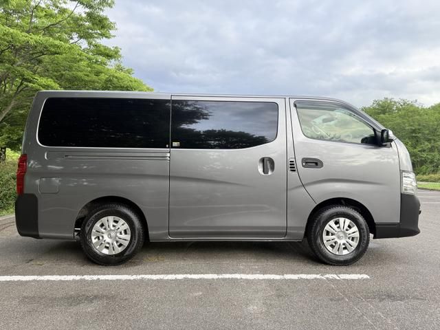 NV350 CARAVAN 4WD