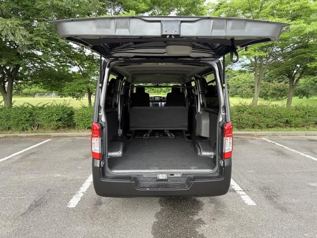 NV350 CARAVAN 4WD