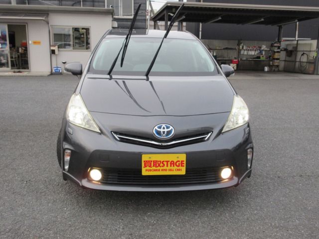 PRIUS Alpha