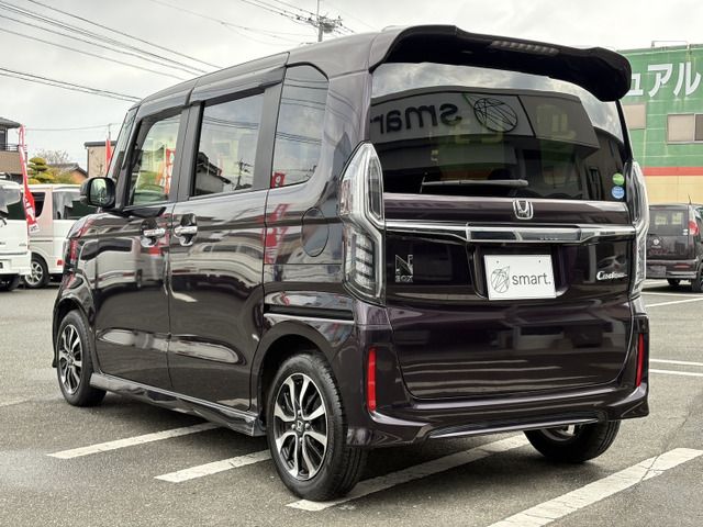 N BOX CUSTOM
