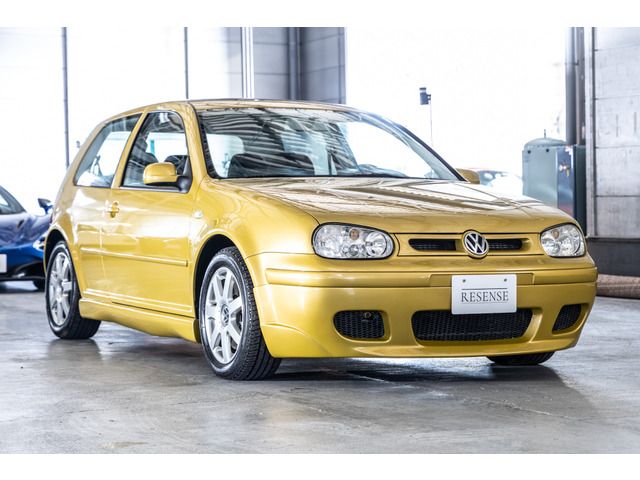 VOLKSWAGEN GOLF 4WD