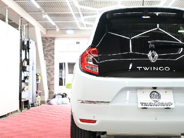 RENAULT TWINGO