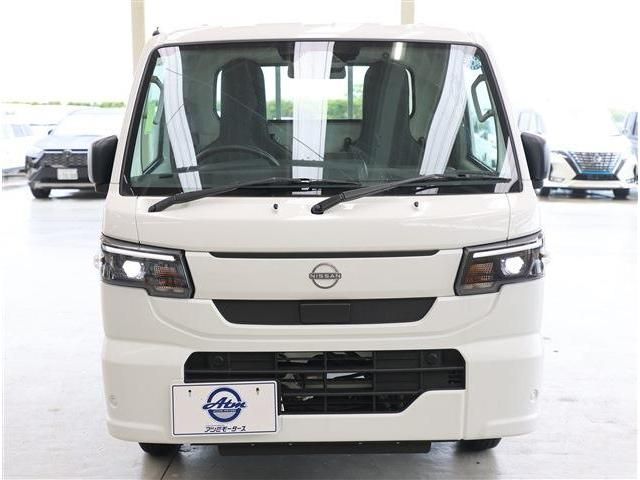 CLIPPER truck