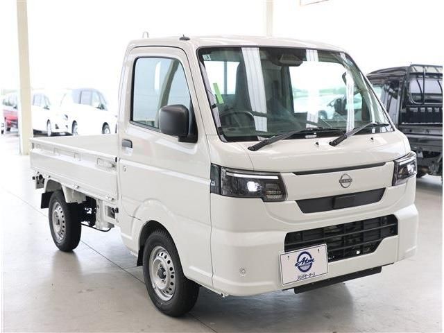 CLIPPER truck