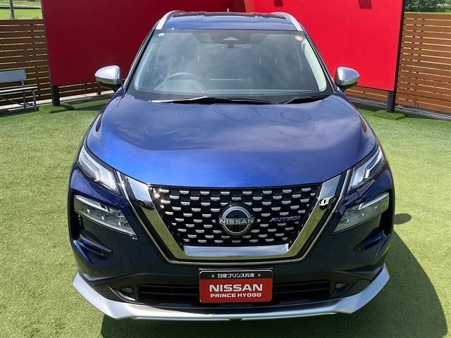 X-TRAIL HYBRID 4WD