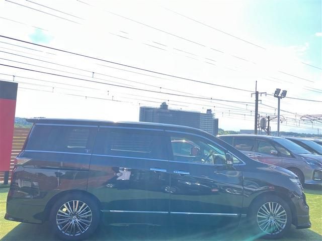 ELGRAND  4WD