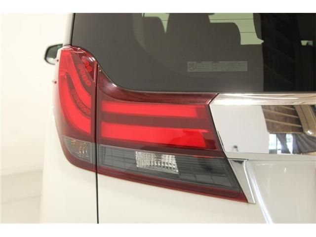 ALPHARD hybrid 4WD