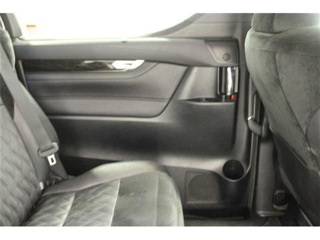 ALPHARD hybrid 4WD