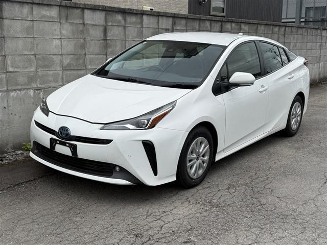 PRIUS 4WD