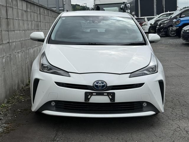 PRIUS 4WD