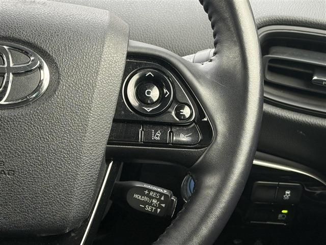 PRIUS 4WD