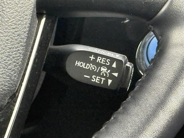 PRIUS 4WD