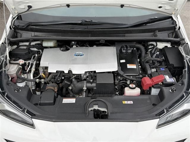 PRIUS 4WD