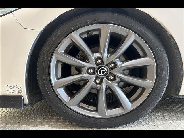 MAZDA3 FASTBACK