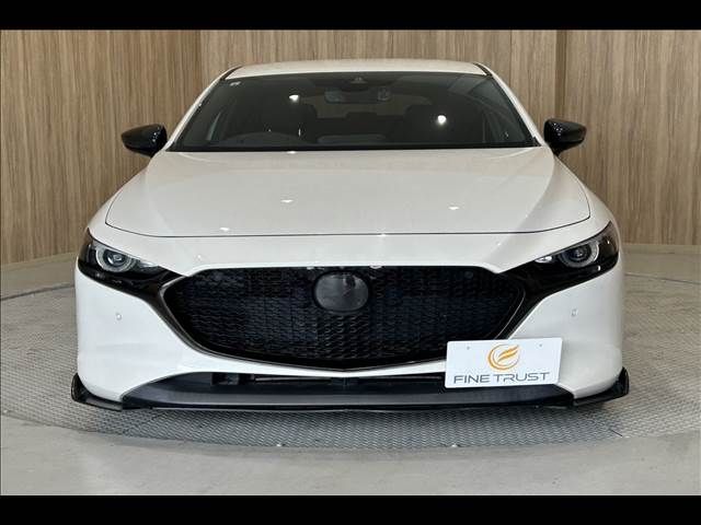 MAZDA3 FASTBACK
