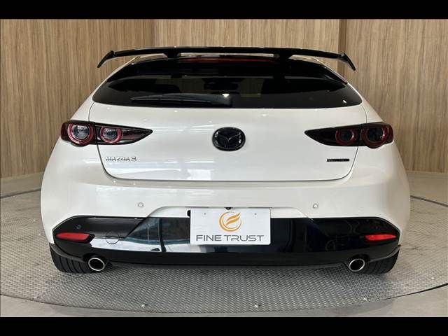 MAZDA3 FASTBACK
