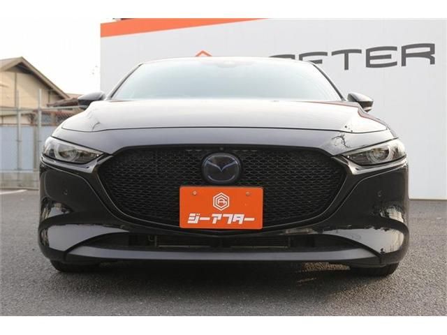 MAZDA3 FASTBACK