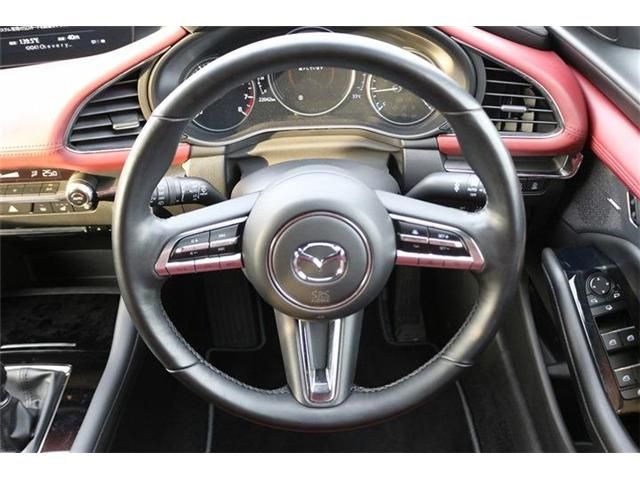 MAZDA3 FASTBACK