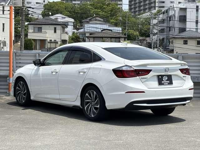 INSIGHT sedan