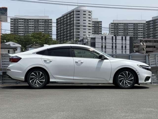 INSIGHT sedan