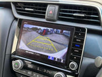 INSIGHT sedan