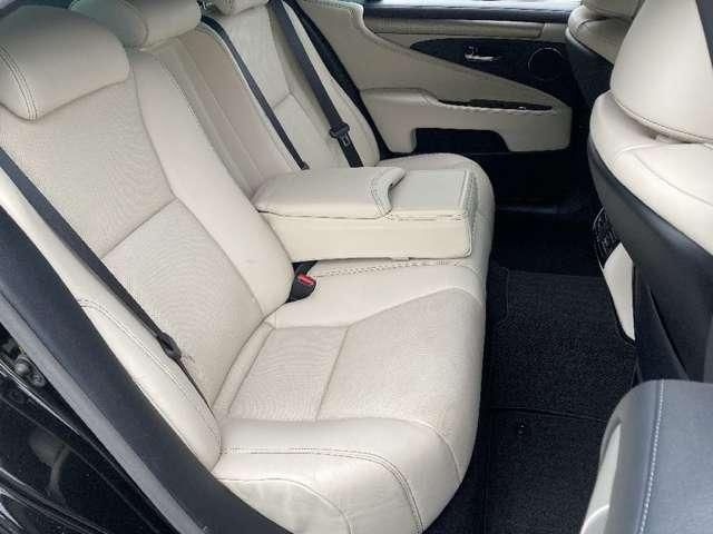 LEXUS LS600h