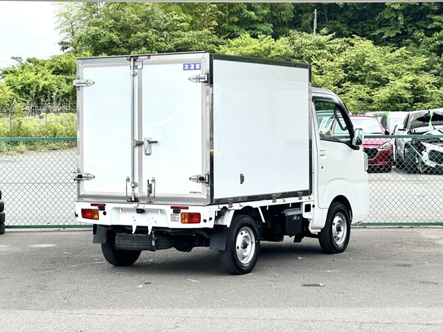SAMBAR truck 4WD