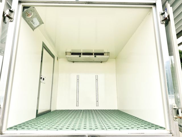 SAMBAR truck 4WD