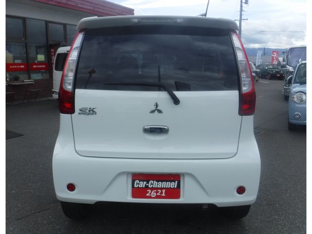eK WAGON