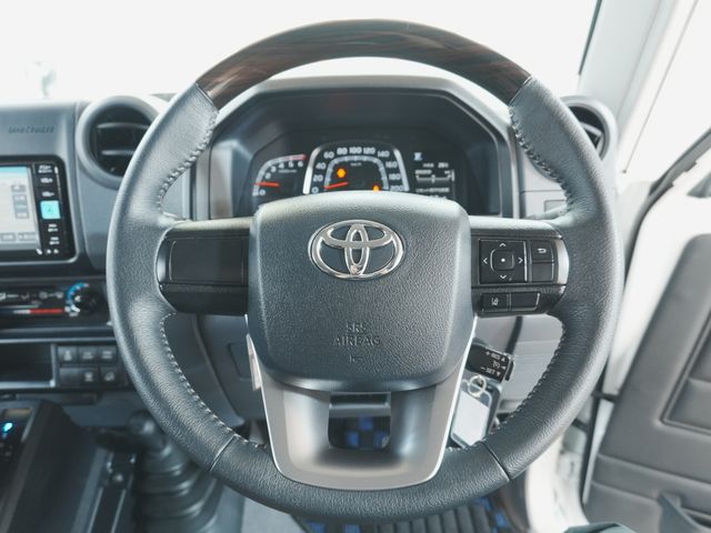LANDCRUISER 70