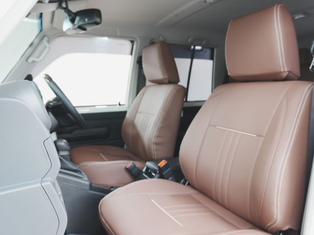LANDCRUISER 70