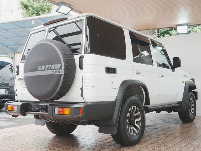LANDCRUISER 70
