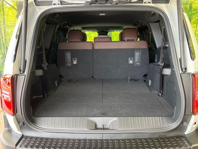 LANDCRUISER 250