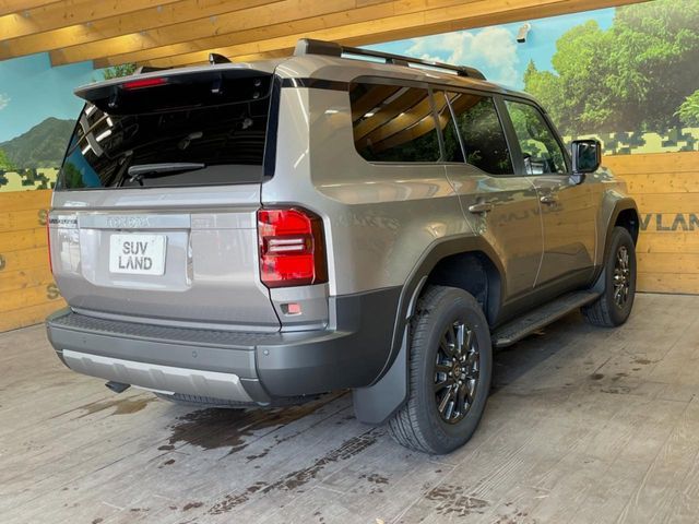 LANDCRUISER 250