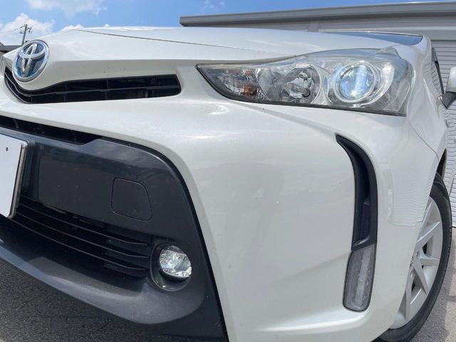 PRIUS Alpha